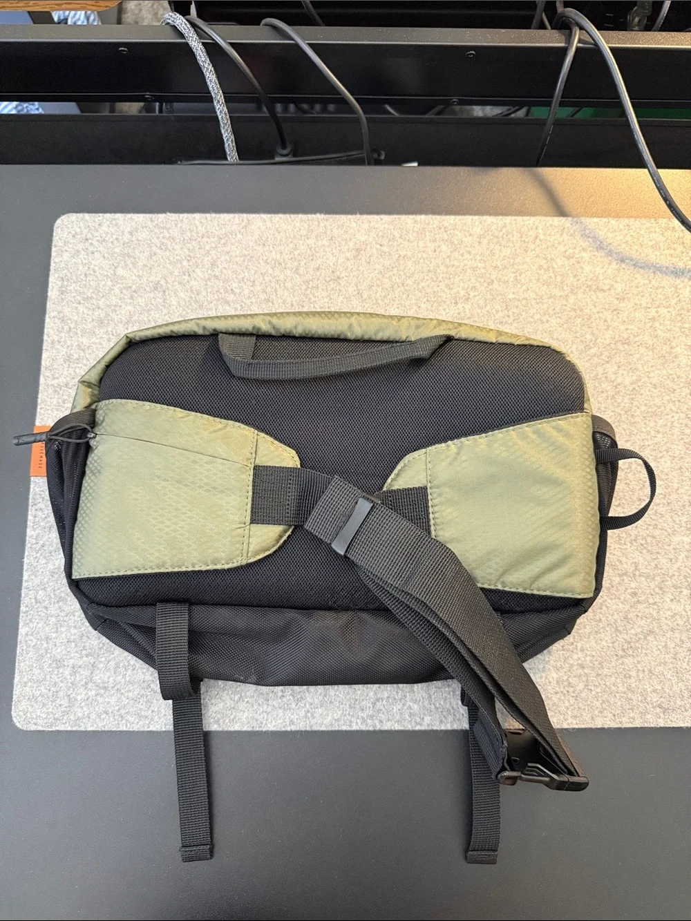 Jordan Brand Jumpman Air Crossbody Bag, Olive/green